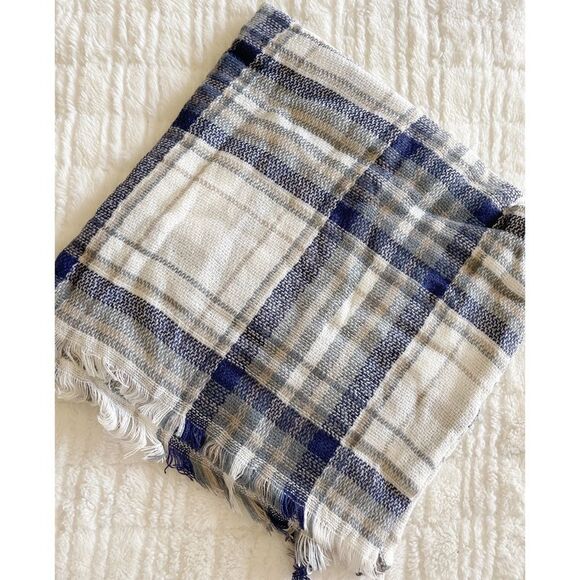 Blue Plaid Scarf - Picture 2 of 2